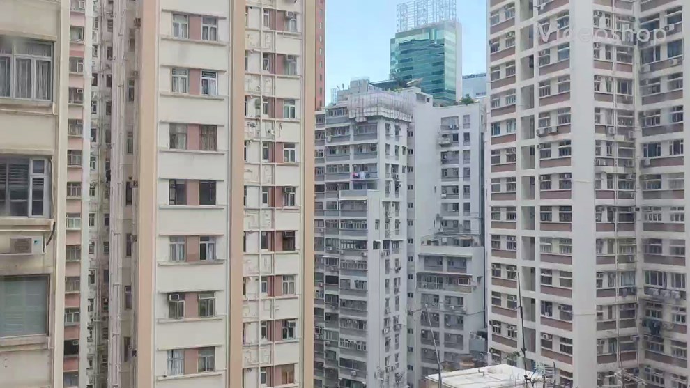 J RESIDENCE