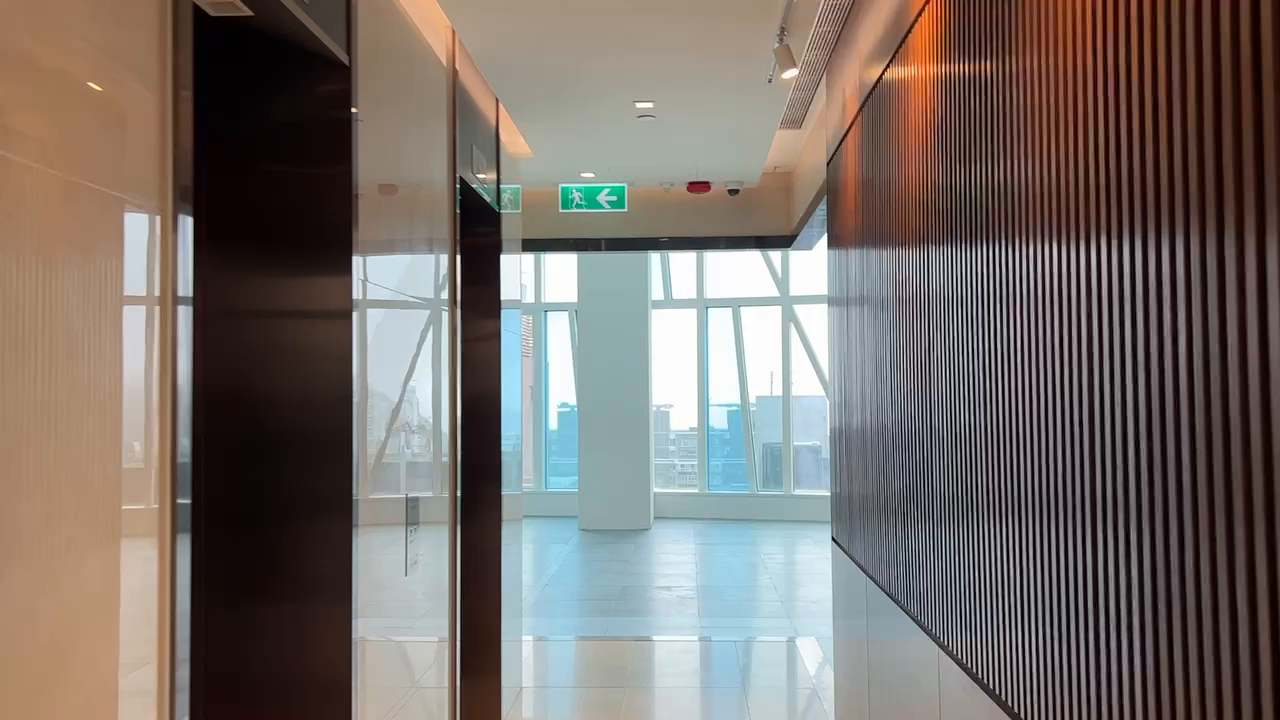 Unit Video materials about 23 Wong Chuk Hang Road | Office Listing | Centaline Commercial