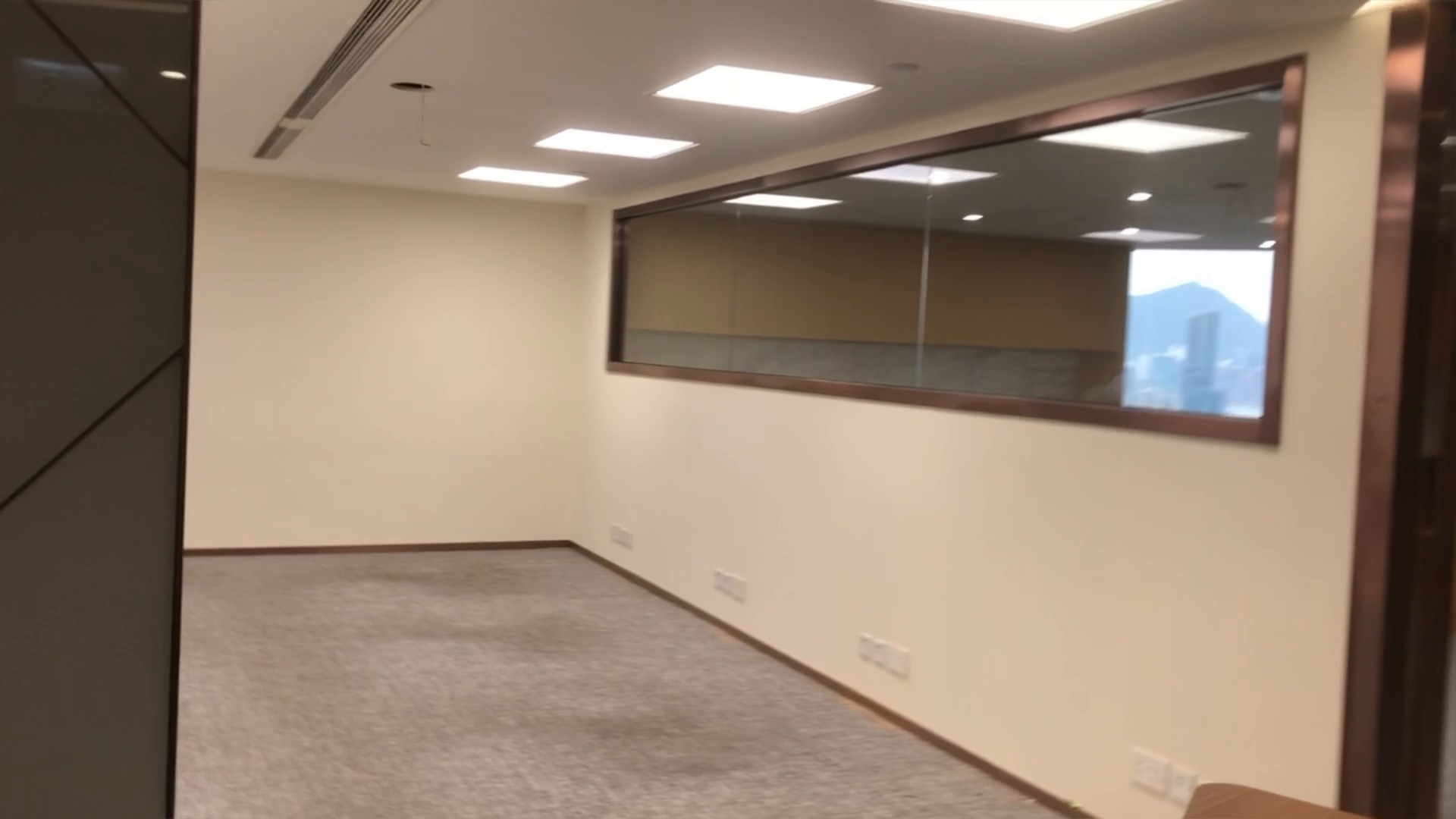 Unit Video materials about Office Tower - Convention Plaza | Office Listing | Centaline Commercial